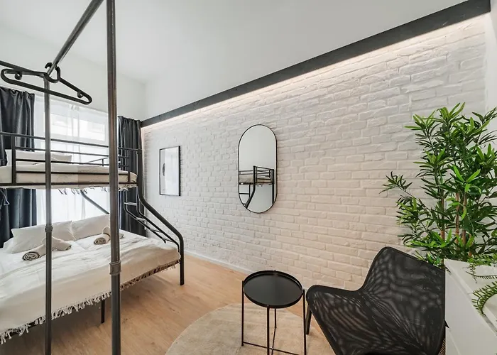 Chic By Home2 * Viena