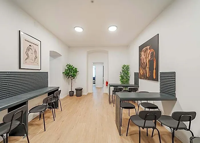 Hostal Chic By Home2 Viena