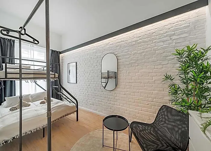 Chic By Home2 Viena