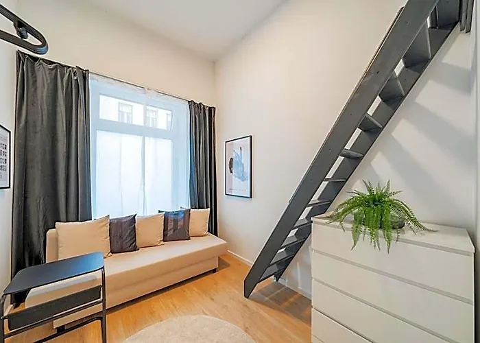 Hostal Chic By Home2 *